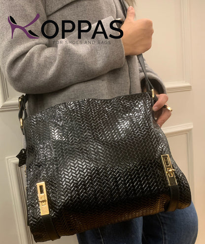 شنطة يد منصفة